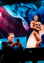 Poster - Wesley Vissers - Side Chest w/ Arnold - Vintage Genetics